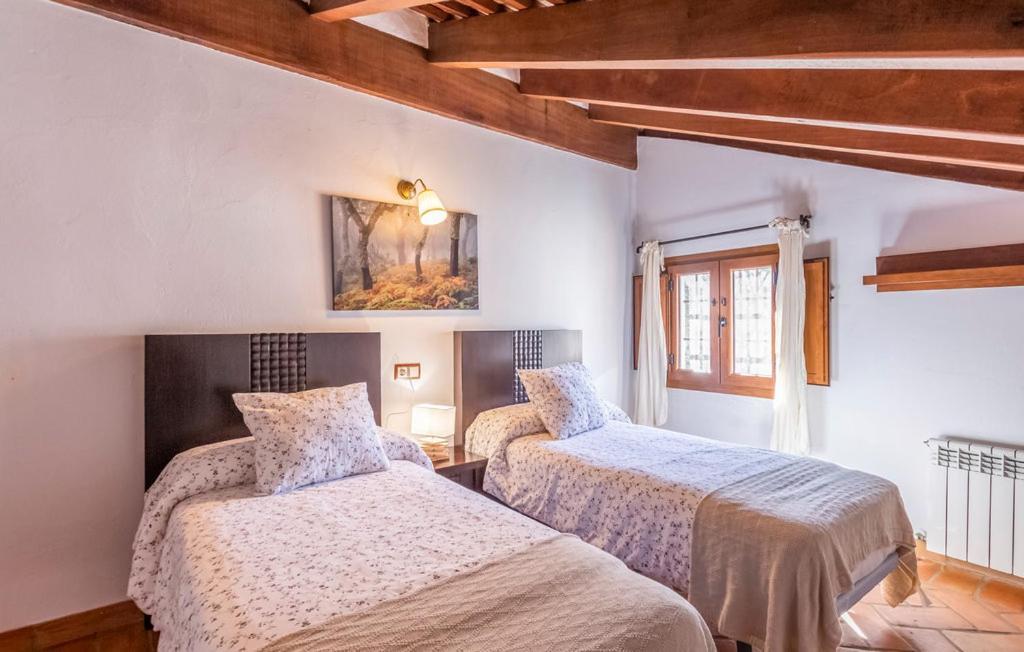 Las Lomillas Reserva Ecologica Country house *